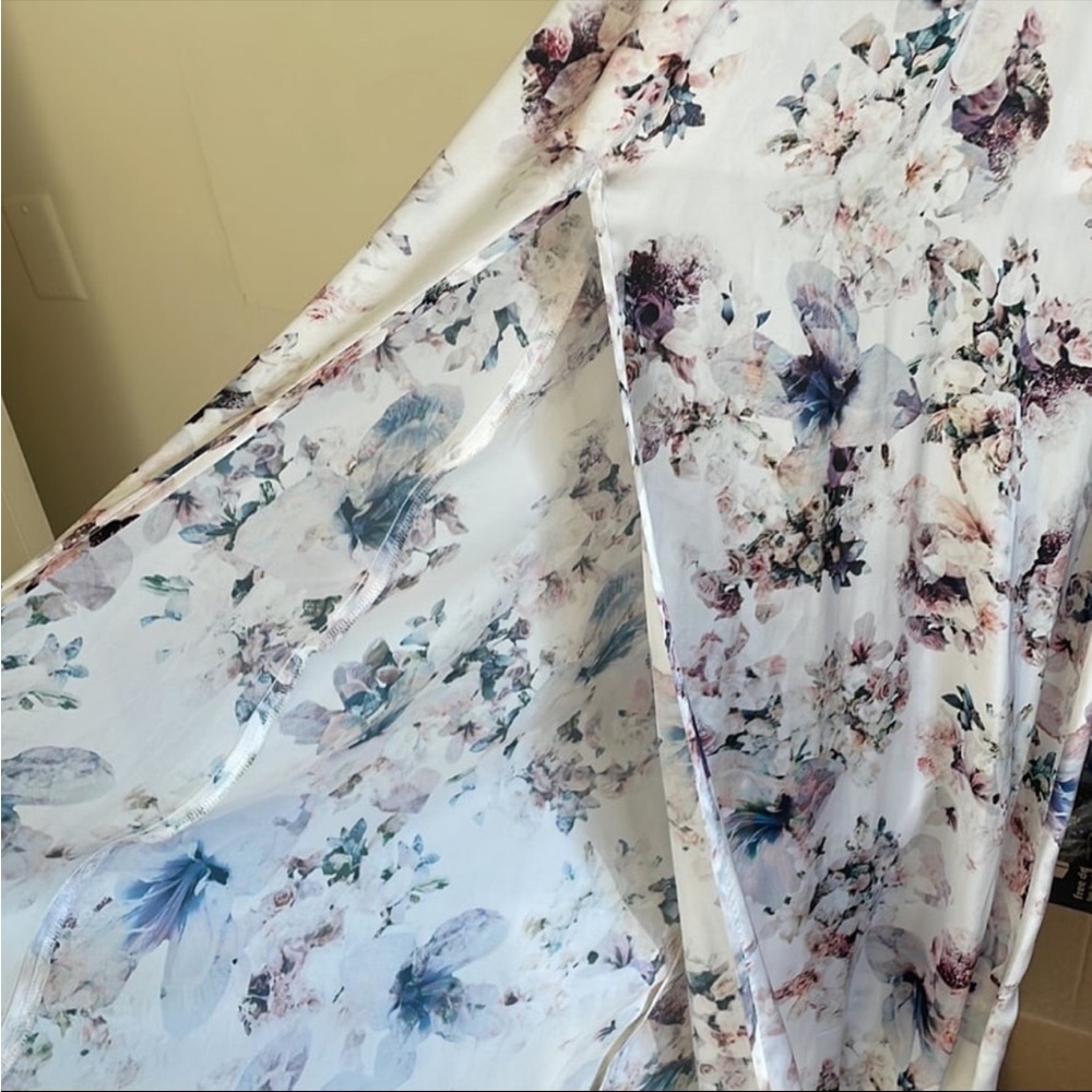 Show Me Your MuMu White Floral Heather Halter Dress size small - Picture 4 of 8